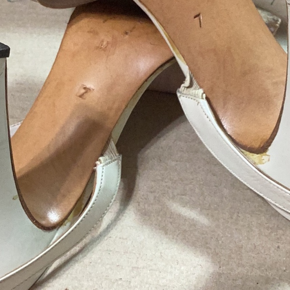 Pre-owned Beautiful Vintage Garolini Slingback Heels in Pearl color - Picture 8 of 9